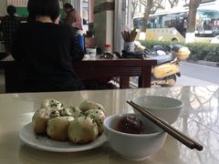 -老西白点心店