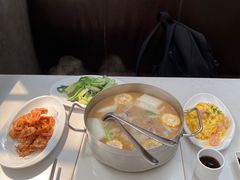 -肥仔文澳门猪骨煲(南京西路店)