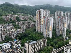 -维也纳国际酒店·重庆交通大学六公里轻轨站店