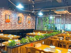 -小雷家烤羊腿(烨宏广场店)