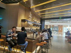 -星巴克臻选(上海合生汇1F店)