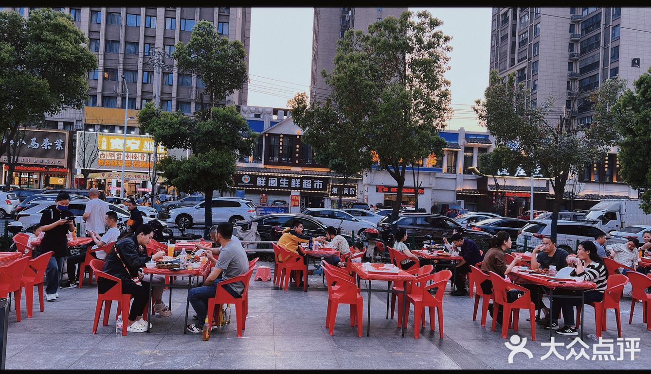 嘎巴冬不愧是烧烤连锁店