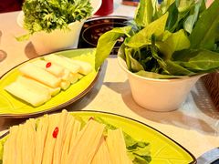 -一叶一世界·素食餐厅(锦华万达店)