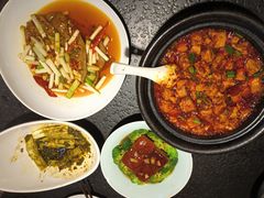 -万重锦·人文川菜馆(骡马市店)