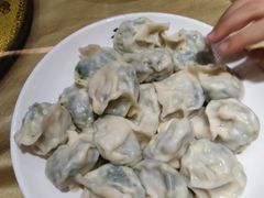 猪肉三鲜-大眼锅贴水饺(河东店)