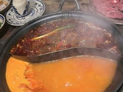 -旧街市鲜货老火锅(大光路店)