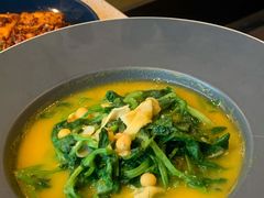豌豆黄浸豌豆尖-半山腰·云南菜(侨福芳草地店)
