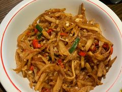 -廖师傅大蒜炒腊肉(袁家岭店)