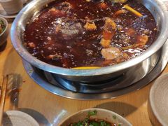 -肖肖酸萝卜鱼火锅(总店)