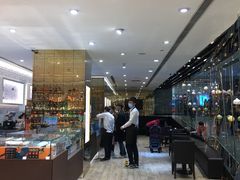 -VENCHI 闻绮(北京国贸商城店)