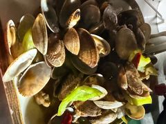 -小山羊功夫串·泰安烧烤·海鲜小炒老地摊店