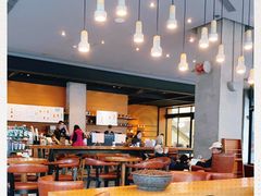 大堂-星巴克(延吉百利城店)