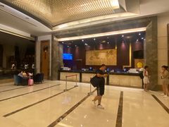 -宜昌均瑶国际酒店(宜昌CBD购物中心夷陵广场店)