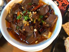 -炉小二铜锅牛蛙•川湘菜(三里屯店)