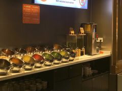 自助调料区-牛人日志·鲜牛肉骨汤火锅(万科里瑧店)