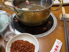 -周老三跷脚牛肉·全牛火锅(非遗传承店)