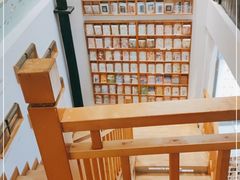 -猫的天空之城概念书店(杭州南宋御街店)