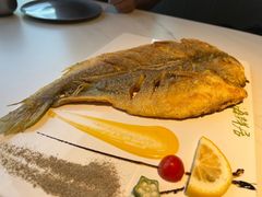 -赶海部落海鲜城(海阳路店)