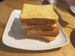 蜂蜜烤面包-鬼味烤翅(南锣鼓巷店)