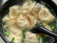 三鲜大馄饨-万寿斋(山阴路店)