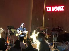 -TZ House音乐现场(来福士中心店)