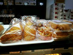 -红宝石·鲜奶小方·海派西点房(丰庄店)