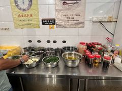 -牛一煲美食(江高店)