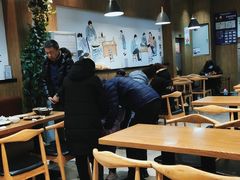 大堂-三好食堂(煎饺·馄饨·肉饼米线·盛世广场店)