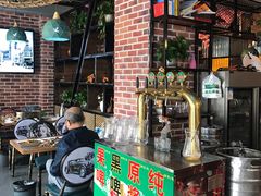 -大城·烧烤海鲜大排档(台东店)