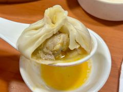 -莱莱小笼·乔艾