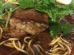 半筋半肉牛肉面-厝内小眷村(天河南一路店)