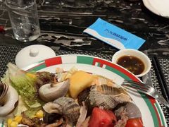 -棕榈阁·巴西烤肉海鲜自助餐厅(中州皇冠假日酒店)