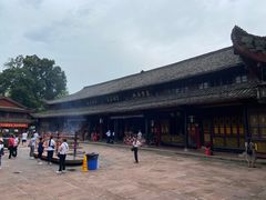-峨眉山报国寺