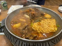 -喇喇排骨火锅·传统韩式脊骨汤(望京西园总店)
