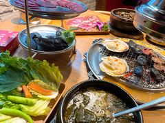 -青瓦炭韩潮烤肉(花园道店)
