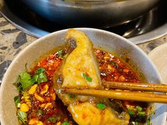 梭边鱼-肖肖酸萝卜鱼火锅(总店)