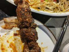 -壹号院音乐餐厅•烤全羊•新疆菜(浐灞店)