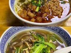 辣肉面加雪菜和毛豆-沪西老弄堂面馆(定西路店)