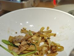 -黄泥岗·地道湖北菜(奥特莱斯店)