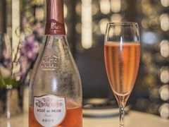 气泡酒-wineapp葡萄酒餐吧(外滩金融中心店)