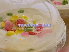 圣诞甜心厚乳拿铁-瑞幸咖啡(凯德龙之梦莘庄店)