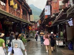 -华冠悠岚·庭院餐厅(青城后山店)