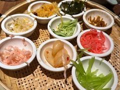 -包整·丝娃娃(一览甲秀楼风景店)