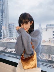 -Hello Lady发型设计