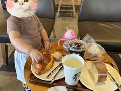 -星巴克臻选(济南万达店)