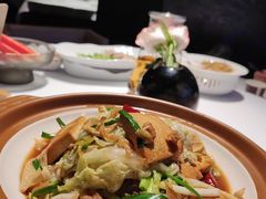 荆芥烧地锅豆腐-阿五黄河大鲤鱼(纬三路店)