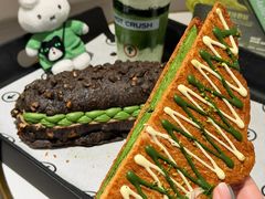 -HOT CRUSH趁热集合·现烤面包(上海环球港店)