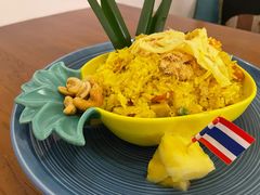 菠萝炒饭-曼泰·泰餐(江南环球港店)
