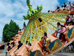 -七彩云南欢乐世界