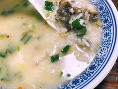 鲈鱼粥-亚忠小吃店(曾厝垵店)